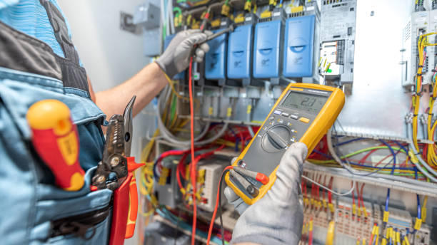 Best Affordable Emergency Electrician  in Oblong, IL